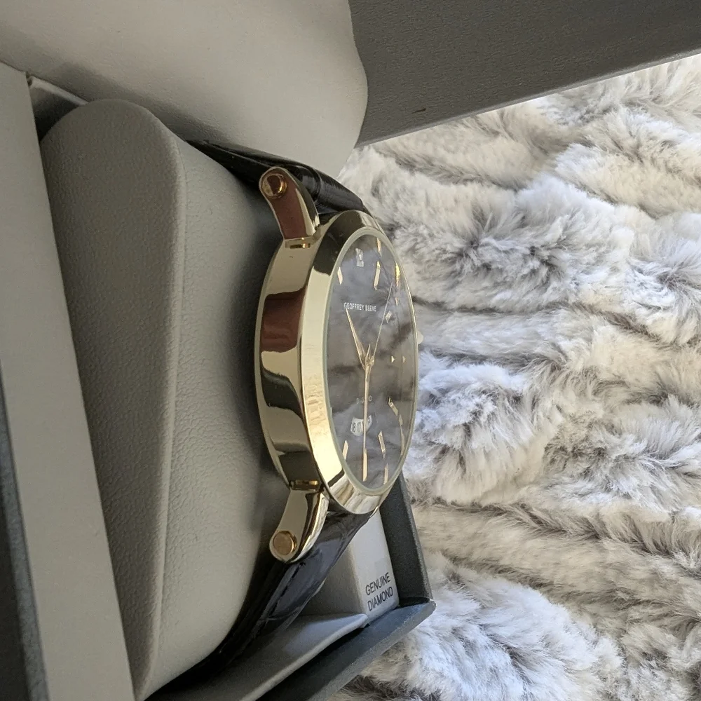 Geoffrey Beene Leather WATCHES... NEW - Picture 7 of 15
